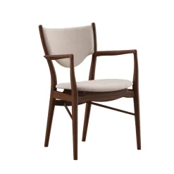 House of Finn Juhl 46 Armchair, valnød af Finn Juhl><noscript><img width=