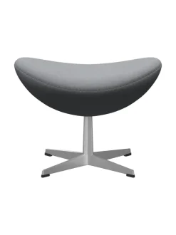 Fritz Hansen 3127 Fodskammel til Ægget af Arne Jacobsen stofgr. 1><noscript><img width=