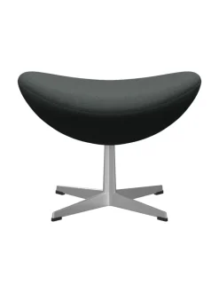 Fritz Hansen 3127 Fodskammel til Ægget af Arne Jacobsen stofgr. 1><noscript><img width=