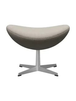 Fritz Hansen 3127 Fodskammel til Ægget af Arne Jacobsen stofgr. 1><noscript><img width=