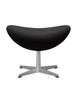 Fritz Hansen 3127 Fodskammel til Ægget af Arne Jacobsen stofgr. 1><noscript><img width=