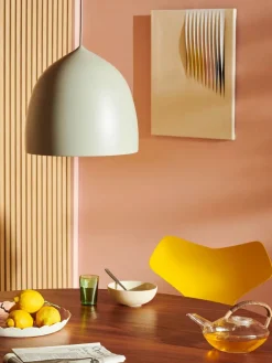 Fritz Hansen 3130 Grand Prix stol i farvet ask af Arne Jacobsen><noscript><img width=