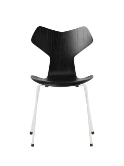 Fritz Hansen 3130 Grand Prix stol i farvet ask af Arne Jacobsen><noscript><img width=