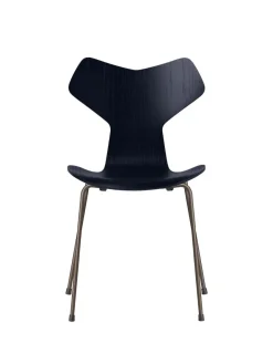 Fritz Hansen 3130 Grand Prix stol i farvet ask af Arne Jacobsen><noscript><img width=
