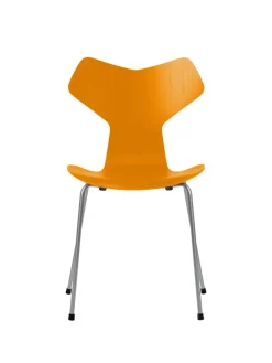 Fritz Hansen 3130 Grand Prix stol i farvet ask af Arne Jacobsen><noscript><img width=