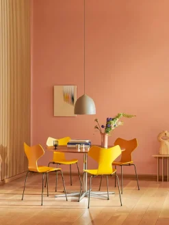 Fritz Hansen 3130 Grand Prix stol lakeret af Arne Jacobsen> Spisebordsstole