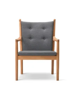 Fredericia Furniture 1788 Lænestol af Hans J. Wegner><noscript><img width=