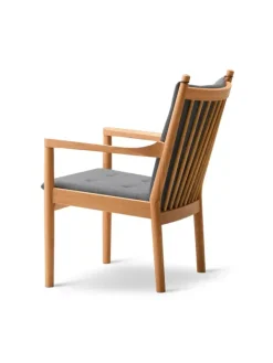 Fredericia Furniture 1788 Lænestol af Hans J. Wegner><noscript><img width=