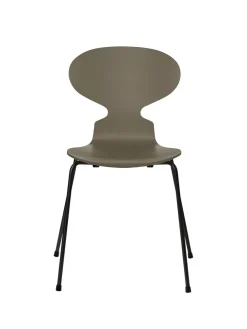 Fritz Hansen 3101 Myren Stol lakeret af Arne Jacobsen><noscript><img width=