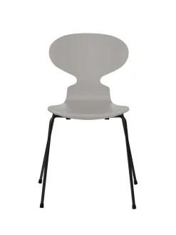 Fritz Hansen 3101 Myren Stol lakeret af Arne Jacobsen><noscript><img width=