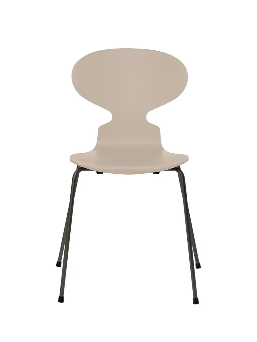 Fritz Hansen 3101 Myren Stol lakeret af Arne Jacobsen> Spisebordsstole