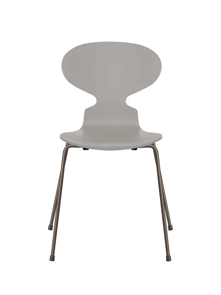 Fritz Hansen 3101 Myren Stol lakeret af Arne Jacobsen> Spisebordsstole
