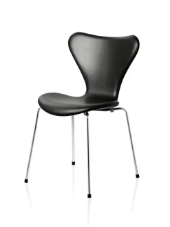 Fritz Hansen 3107 Serie 7, fuldpolstret af Arne Jacobsen><noscript><img width=