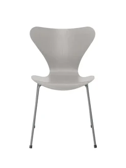 Fritz Hansen 3107 Serie 7 stol i farvet ask af Arne Jacobsen><noscript><img width=