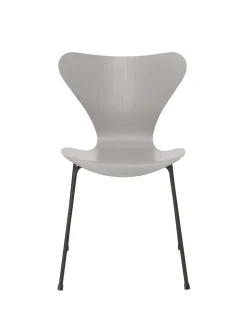 Fritz Hansen 3107 Serie 7 stol i farvet ask af Arne Jacobsen><noscript><img width=