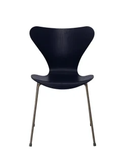 Fritz Hansen 3107 Serie 7 stol i farvet ask af Arne Jacobsen><noscript><img width=