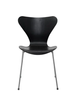 Fritz Hansen 3107 Serie 7 stol i farvet ask af Arne Jacobsen><noscript><img width=