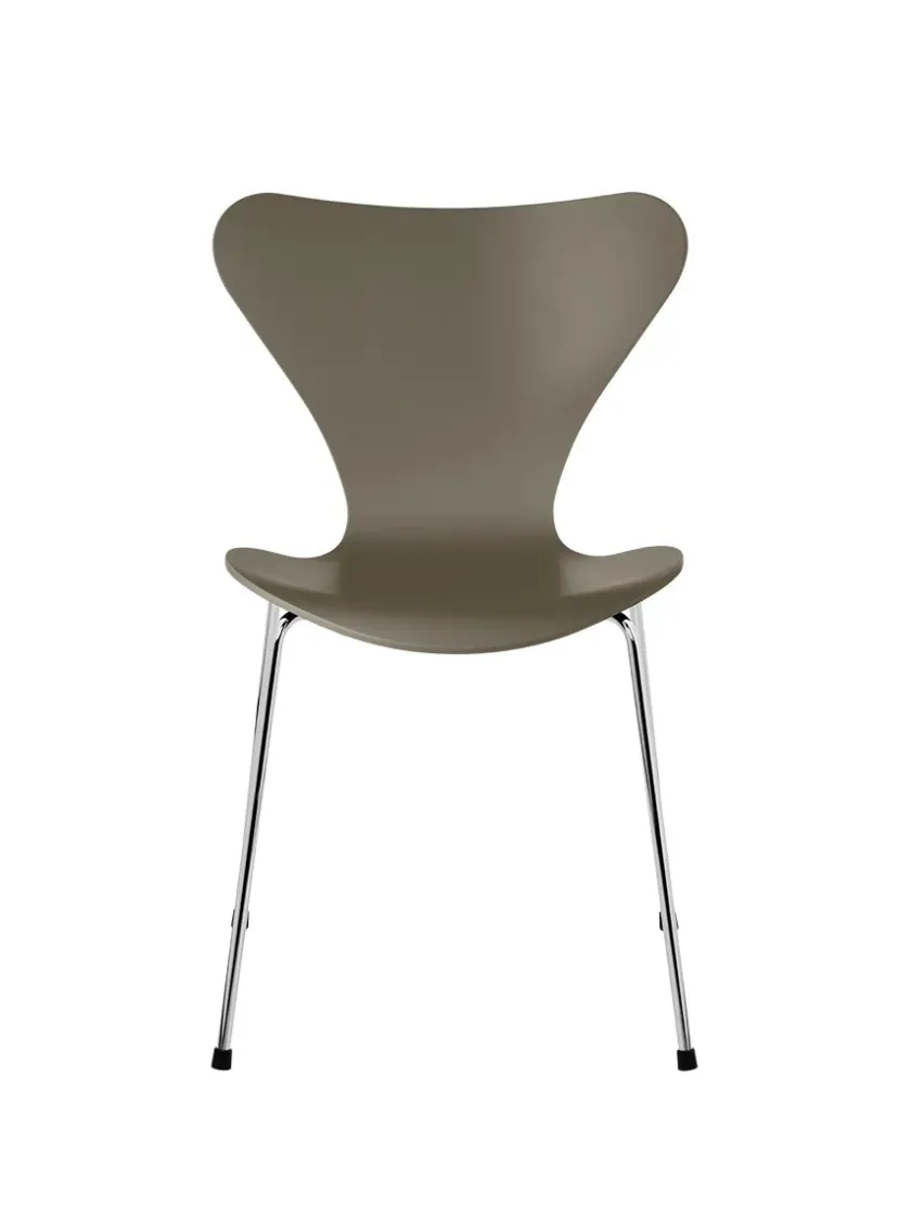 Fritz Hansen 3107 Serie 7 stol lakeret af Arne Jacobsen> Spisebordsstole
