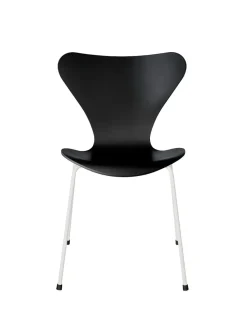 Fritz Hansen 3107 Serie 7 stol lakeret af Arne Jacobsen><noscript><img width=