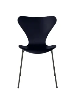 Fritz Hansen 3107 Serie 7 stol lakeret af Arne Jacobsen><noscript><img width=