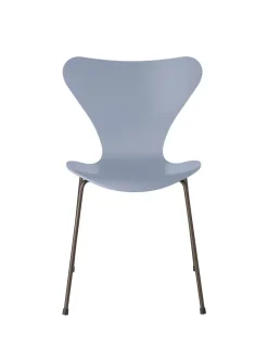 Fritz Hansen 3107 Serie 7 stol lakeret af Arne Jacobsen><noscript><img width=