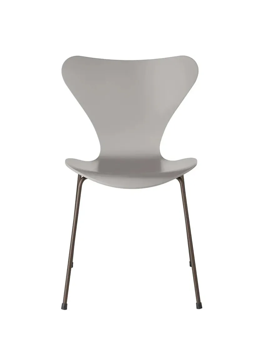 Fritz Hansen 3107 Serie 7 stol lakeret af Arne Jacobsen> Spisebordsstole