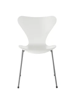 Fritz Hansen 3107 Serie 7 stol lakeret af Arne Jacobsen><noscript><img width=