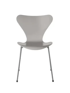 Fritz Hansen 3107 Serie 7 stol lakeret af Arne Jacobsen><noscript><img width=