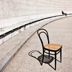Thonet 214 Spisestol, sort fra><noscript><img width=