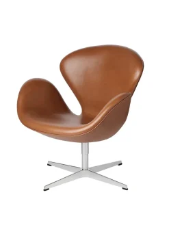 Fritz Hansen 3320 Svanen i stof (prisgruppe 1) af Arne Jacobsen><noscript><img width=