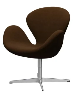 Fritz Hansen 3320 Svanen i stof (prisgruppe 1) af Arne Jacobsen><noscript><img width=