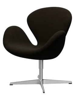 Fritz Hansen 3320 Svanen i stof (prisgruppe 1) af Arne Jacobsen><noscript><img width=