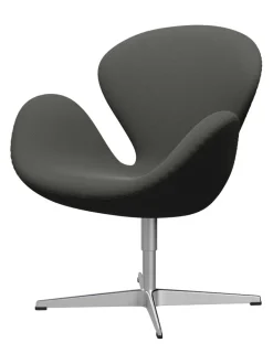 Fritz Hansen 3320 Svanen i stof (prisgruppe 1) af Arne Jacobsen><noscript><img width=