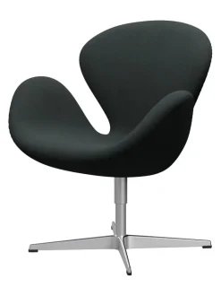 Fritz Hansen 3320 Svanen i stof (prisgruppe 1) af Arne Jacobsen><noscript><img width=