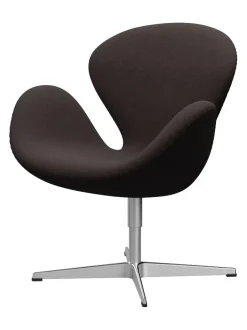 Fritz Hansen 3320 Svanen i stof (prisgruppe 1) af Arne Jacobsen><noscript><img width=
