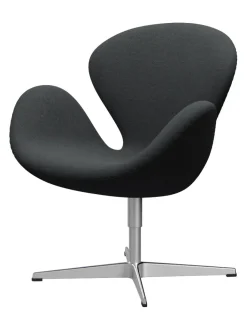 Fritz Hansen 3320 Svanen i stof (prisgruppe 1) af Arne Jacobsen><noscript><img width=