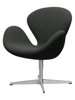 Fritz Hansen 3320 Svanen i stof (prisgruppe 1) af Arne Jacobsen><noscript><img width=