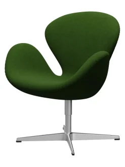 Fritz Hansen 3320 Svanen i stof (prisgruppe 1) af Arne Jacobsen><noscript><img width=