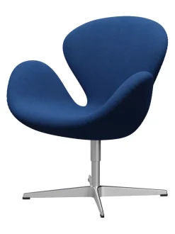 Fritz Hansen 3320 Svanen i stof (prisgruppe 1) af Arne Jacobsen><noscript><img width=