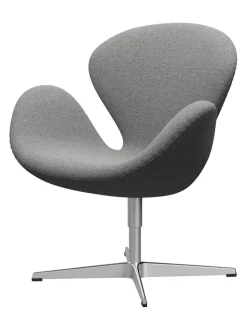 Fritz Hansen 3320 Svanen i stof (prisgruppe 1) af Arne Jacobsen><noscript><img width=