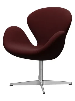 Fritz Hansen 3320 Svanen i stof (prisgruppe 1) af Arne Jacobsen><noscript><img width=