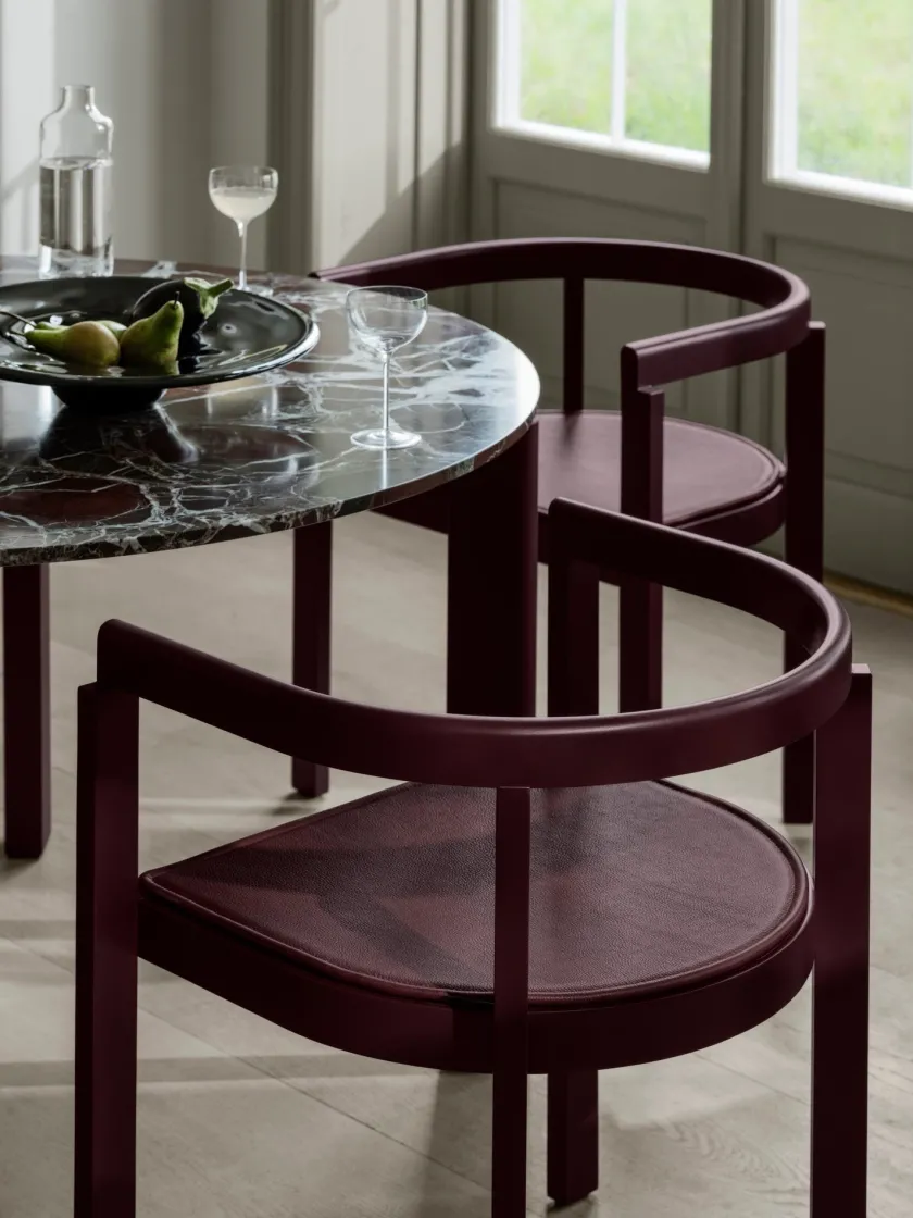 Fritz Hansen After Dining Table Ø120, Marble Burgundy fra> Spiseborde