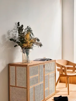 Design House Stockholm Air Sideboard, white/cane fra><noscript><img width=