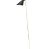 Louis Poulsen AJ Floor Lamp, black/brass af Arne Jacobsen> Gulvlamper|Spots