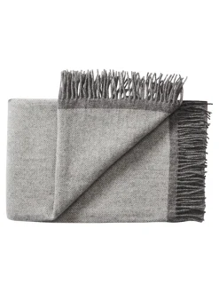 Silkeborg Uldspinderi Alrø Plaid, grey shades fra> Puder Og Plaider