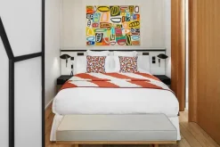 Editions Serge Mouille Antony Small Wall Bedside Lamp af Serge Mouille> Spots
