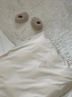 We Are Bitte Babysengetøj, hval fra><noscript><img width=