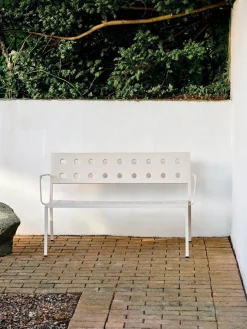 HAY Balcony Dining armbench fra> Havebænke
