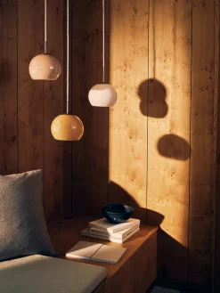 Frandsen Ball Glass Pendant fra> Spots|Pendler