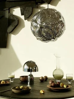 Tom Dixon Bell Portable Bordlampe, taupe fra><noscript><img width=